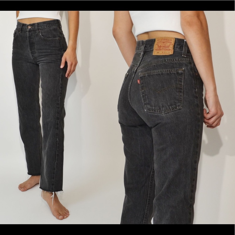 Vintage Levi's 550 jeans!! 💛